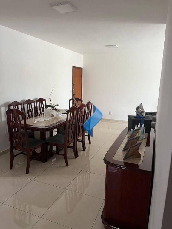 Apartamento à venda com 3 quartos, 147m² - Foto 13