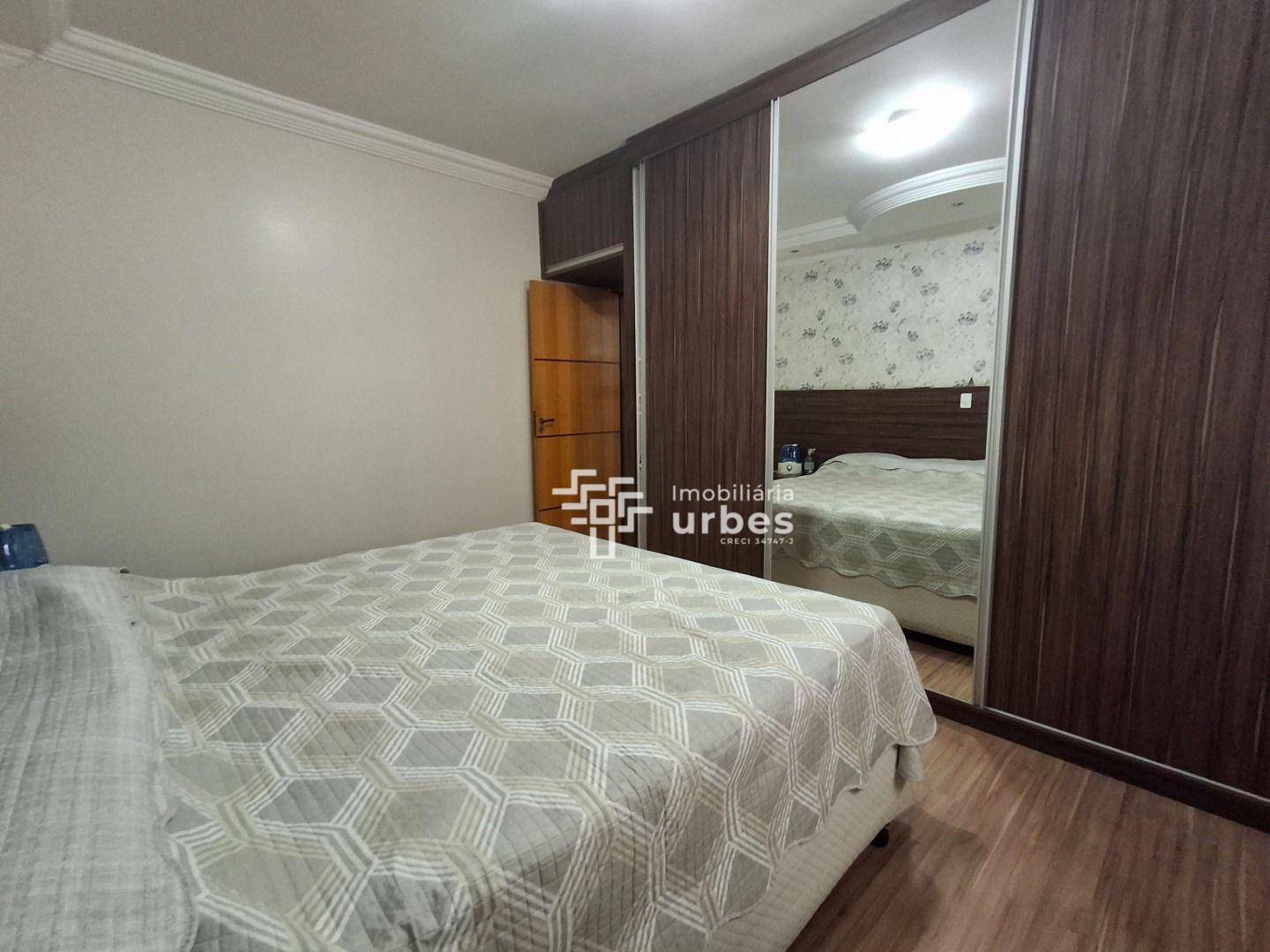 Casa à venda com 2 quartos, 90m² - Foto 8