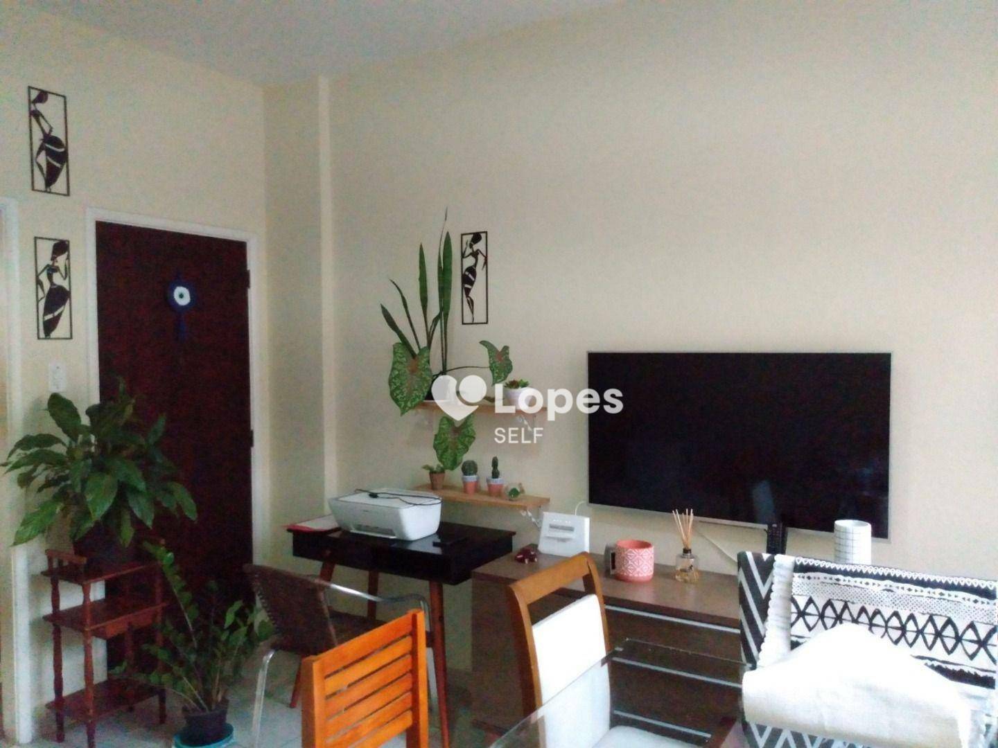 Apartamento à venda com 2 quartos, 60m² - Foto 1