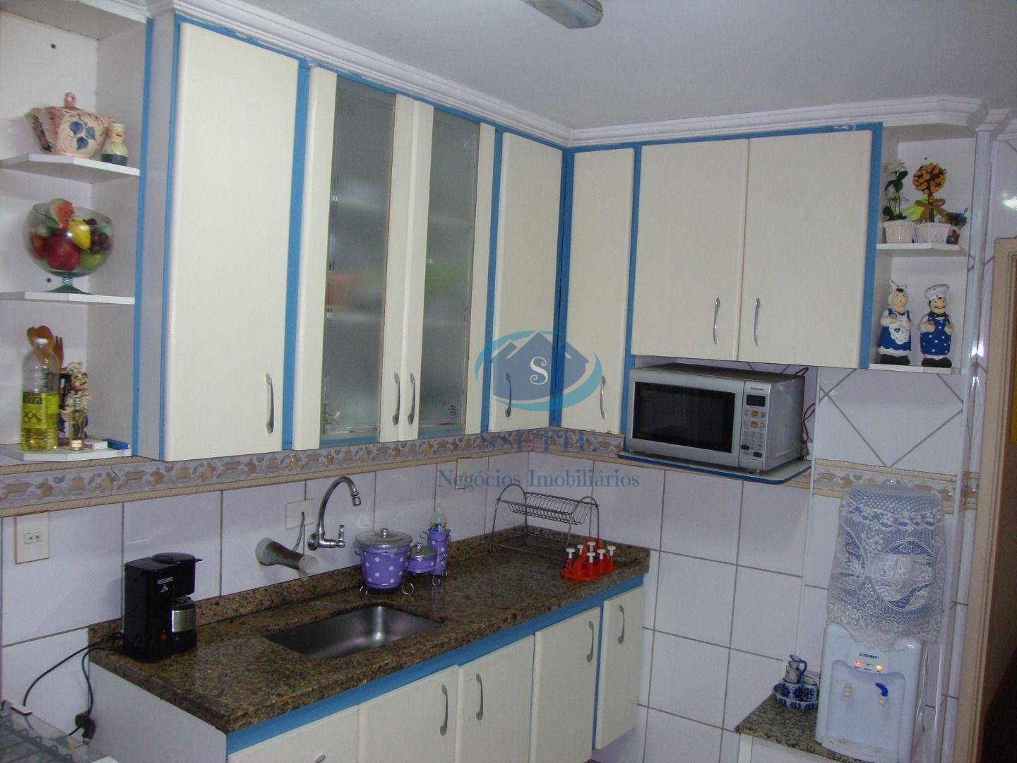 Apartamento à venda com 3 quartos, 100m² - Foto 3