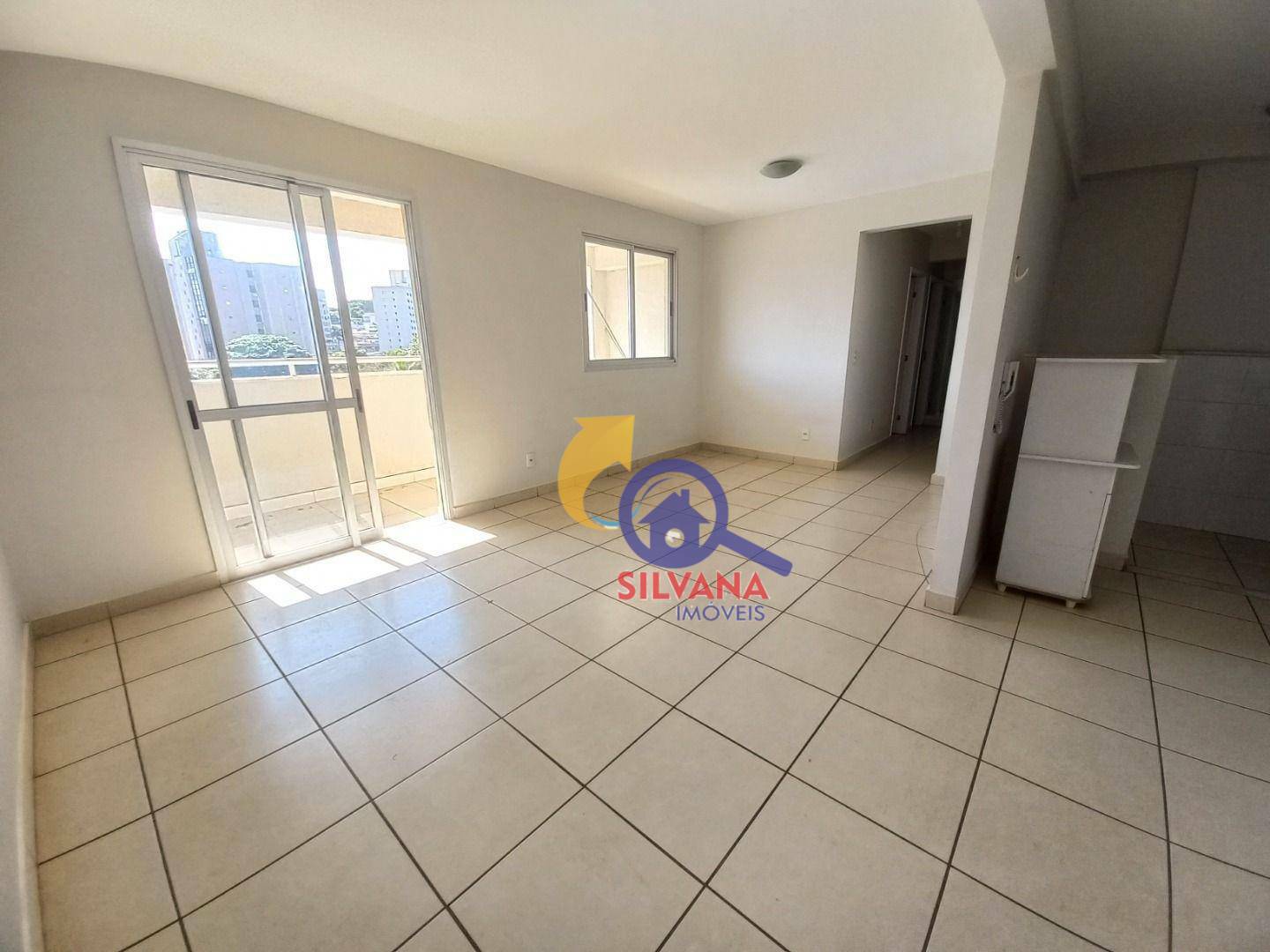 Apartamento à venda e aluguel com 3 quartos, 85m² - Foto 1