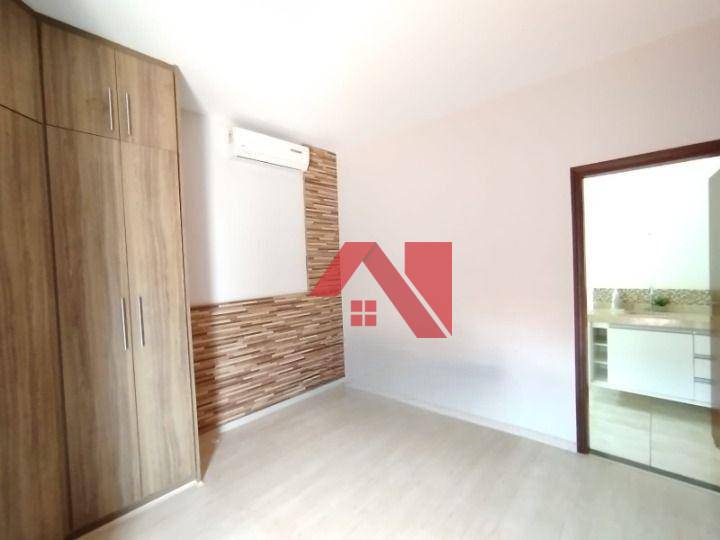 Casa para alugar com 2 quartos, 175m² - Foto 13