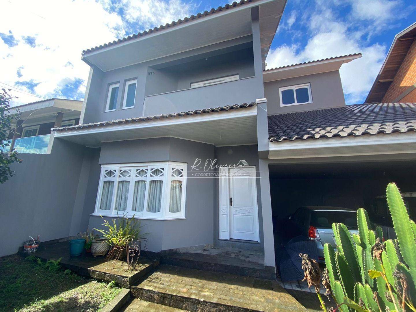 Sobrado à venda com 3 quartos, 300m² - Foto 1