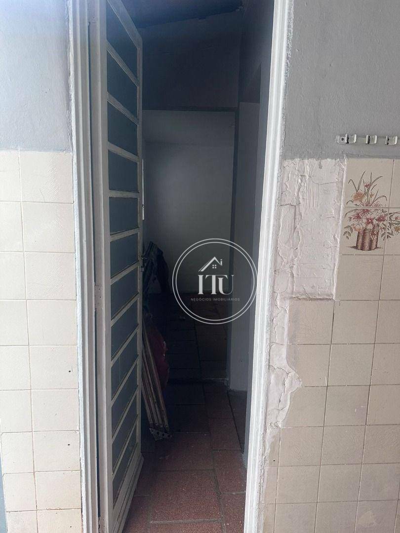 Casa para alugar com 6 quartos, 224m² - Foto 23
