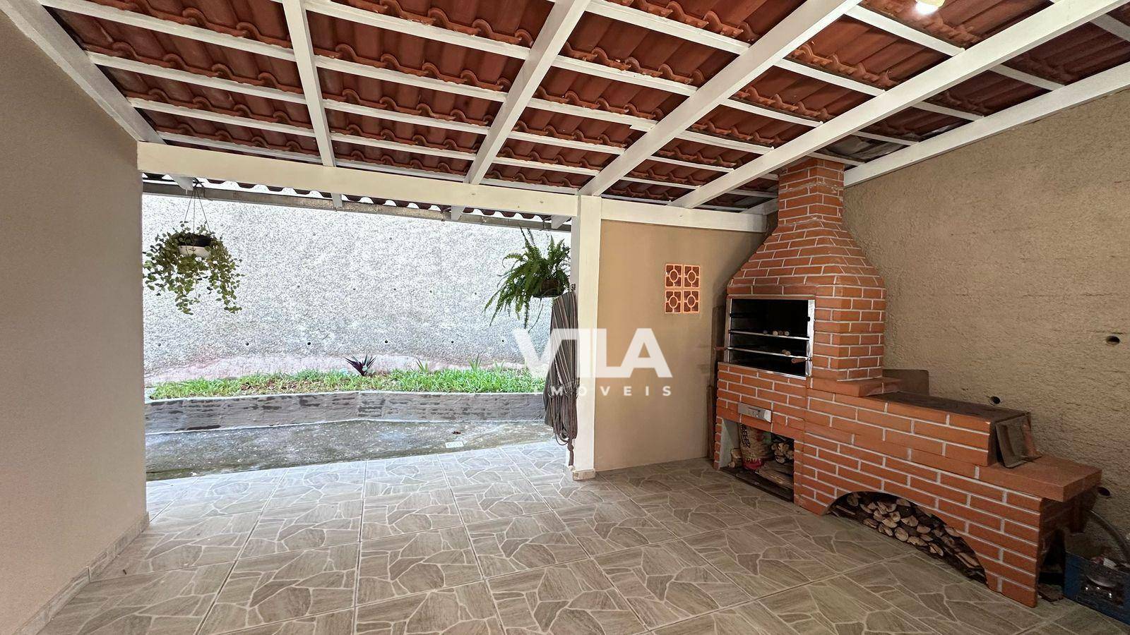 Casa à venda com 3 quartos, 100m² - Foto 5
