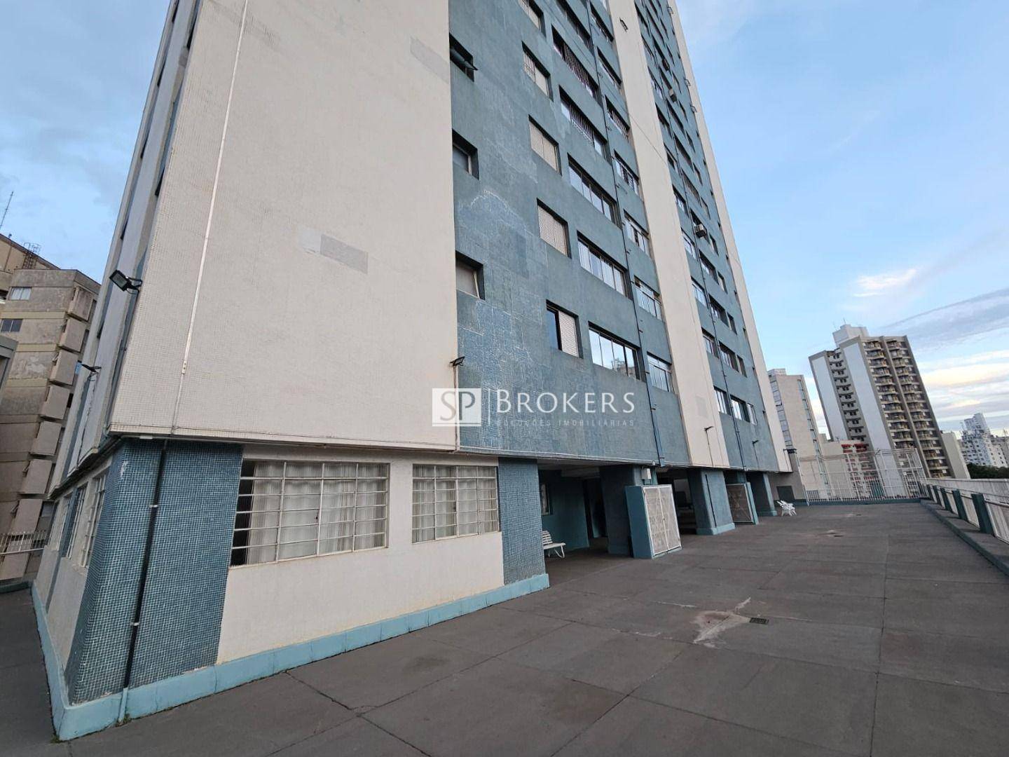 Apartamento à venda com 2 quartos, 103m² - Foto 2