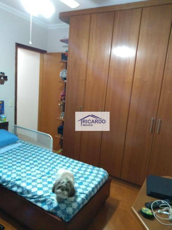 Apartamento à venda com 3 quartos, 140m² - Foto 21