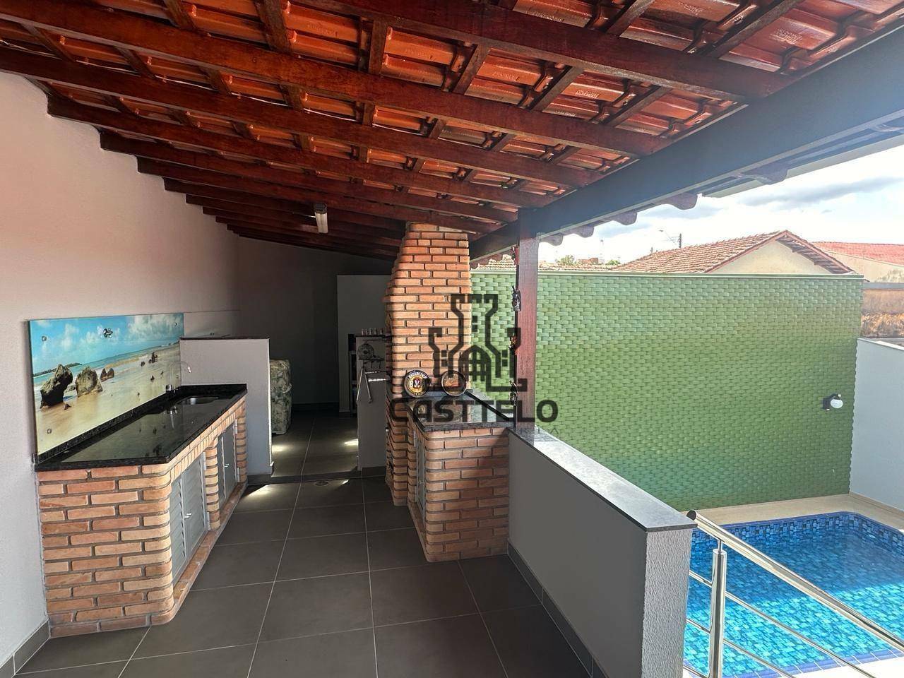 Casa à venda com 3 quartos, 200m² - Foto 16