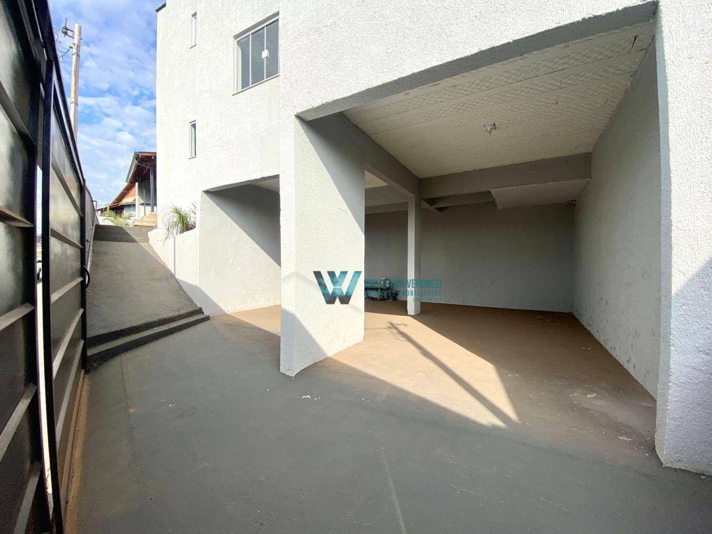 Casa à venda com 3 quartos, 176m² - Foto 4