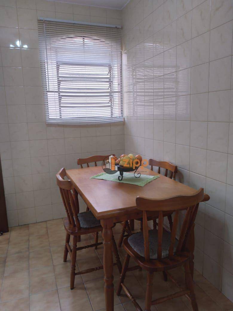 Sobrado à venda com 4 quartos, 210m² - Foto 10