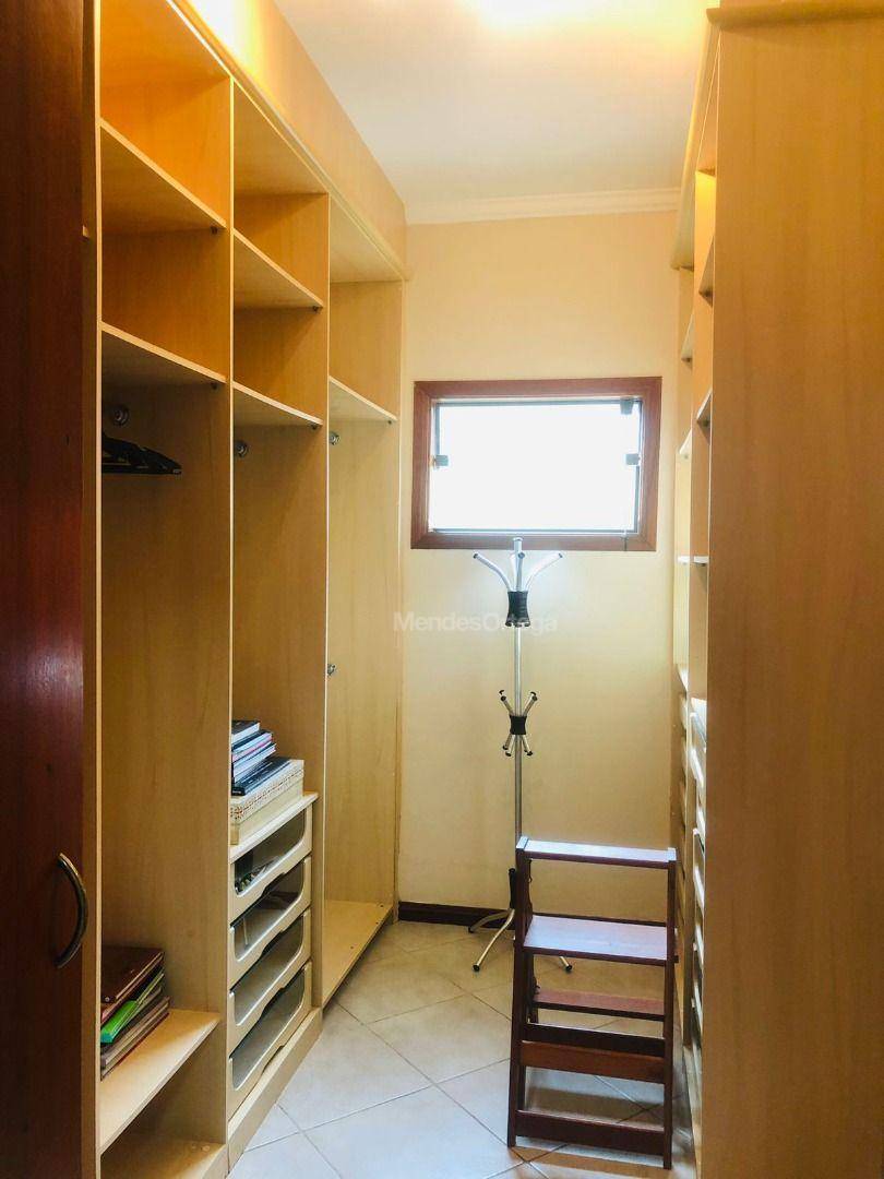 Casa de Condomínio à venda com 3 quartos, 240m² - Foto 14