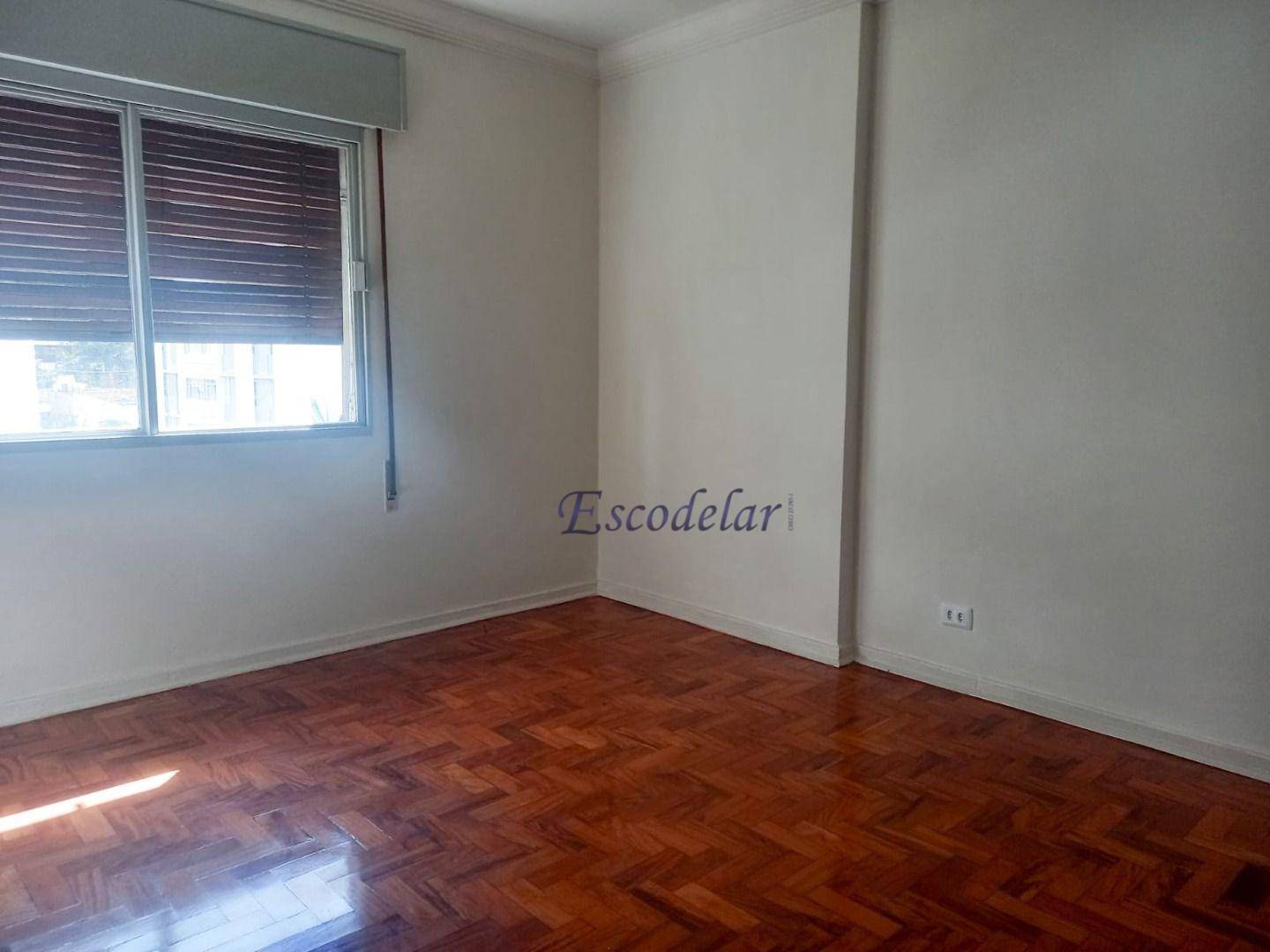 Apartamento à venda com 3 quartos, 155m² - Foto 9