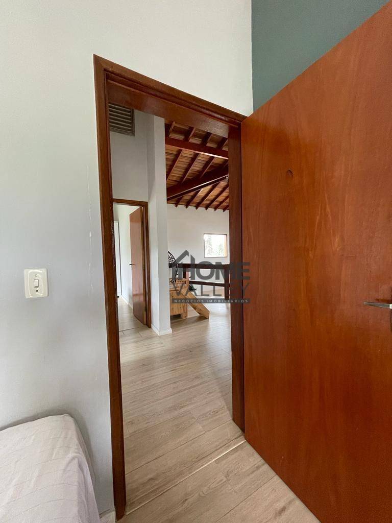 Casa de Condomínio à venda com 3 quartos, 360m² - Foto 87