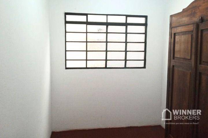 Sobrado à venda com 6 quartos, 250m² - Foto 36