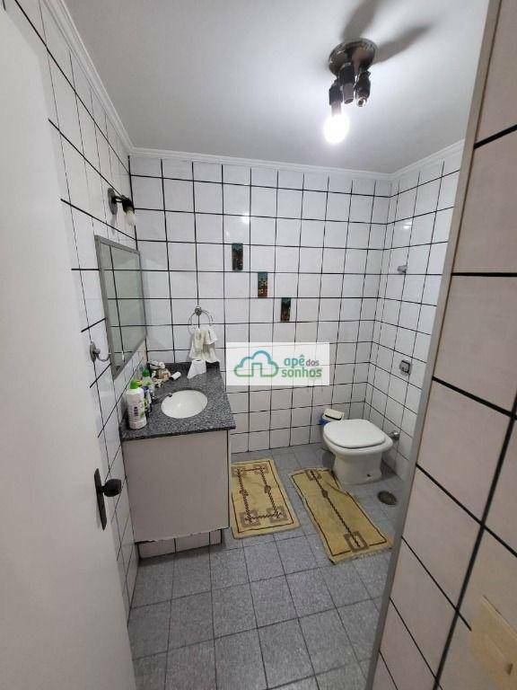 Apartamento para alugar com 2 quartos, 80m² - Foto 10