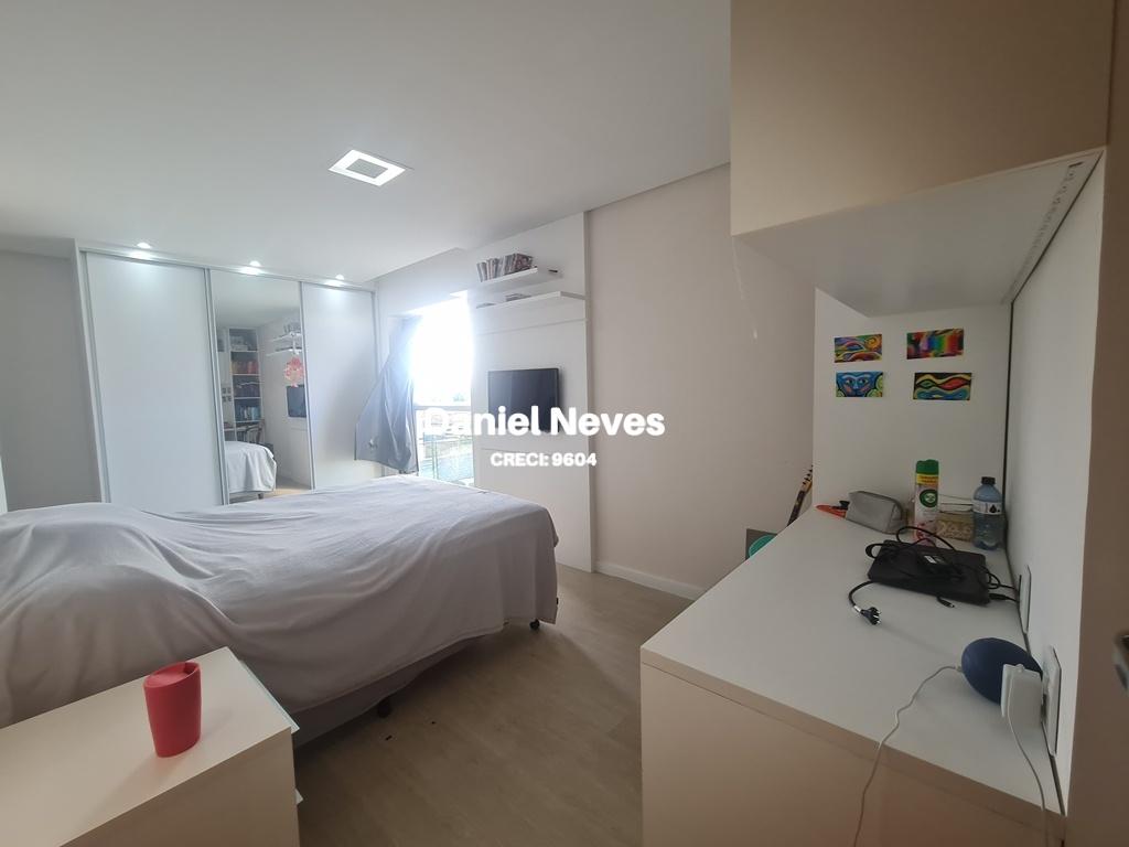 Cobertura à venda com 4 quartos, 240m² - Foto 19