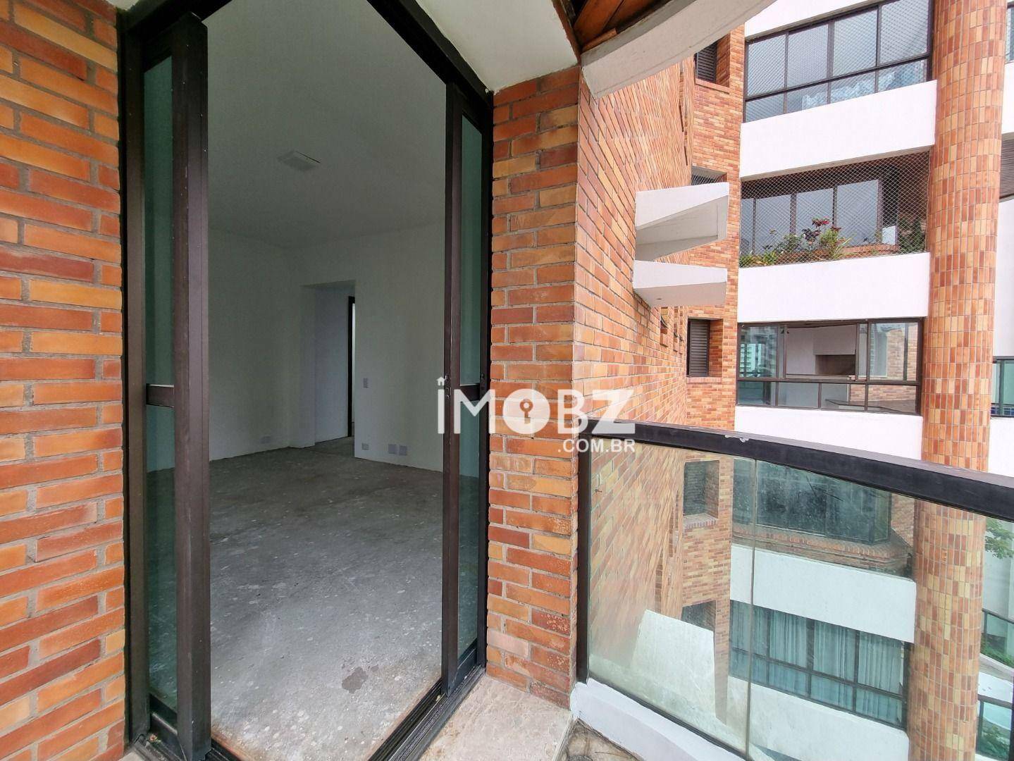 Apartamento à venda com 4 quartos, 236m² - Foto 45