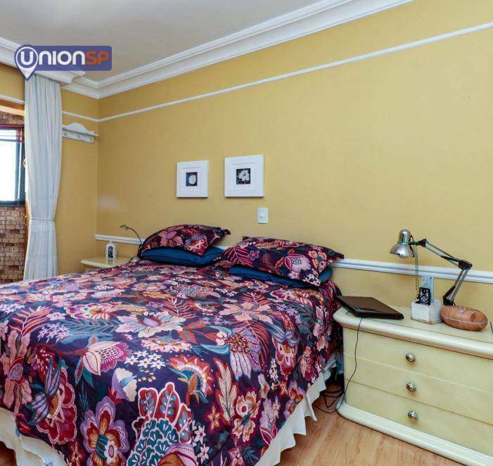 Apartamento à venda com 3 quartos, 160m² - Foto 8