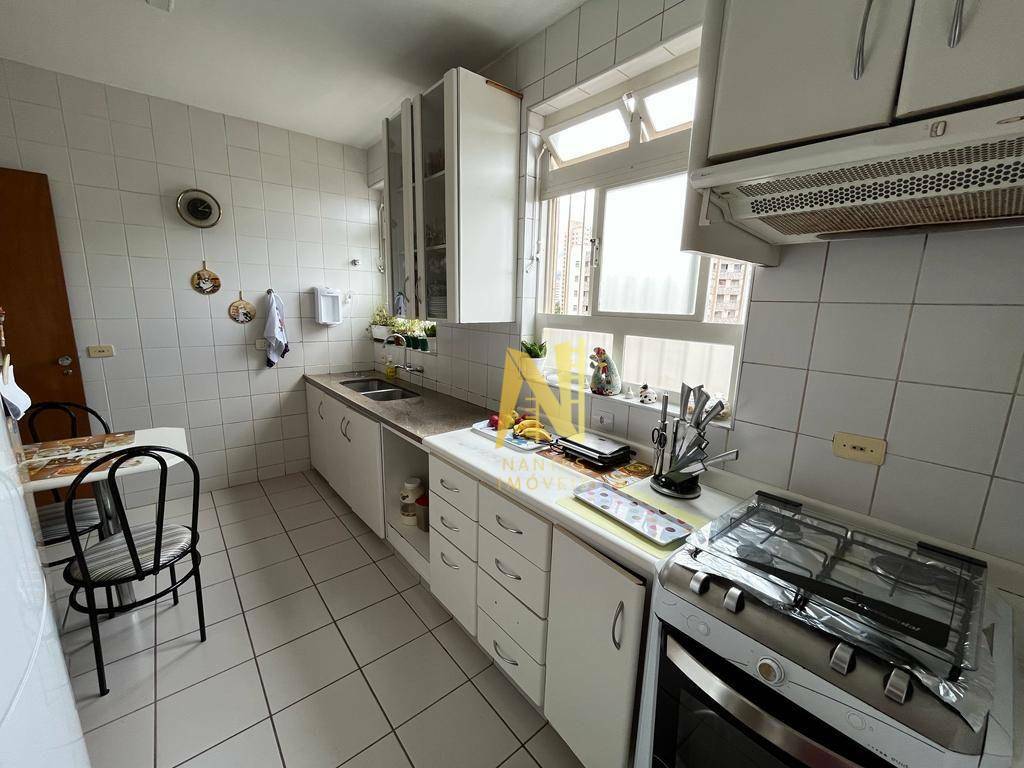 Apartamento à venda com 3 quartos, 119m² - Foto 24