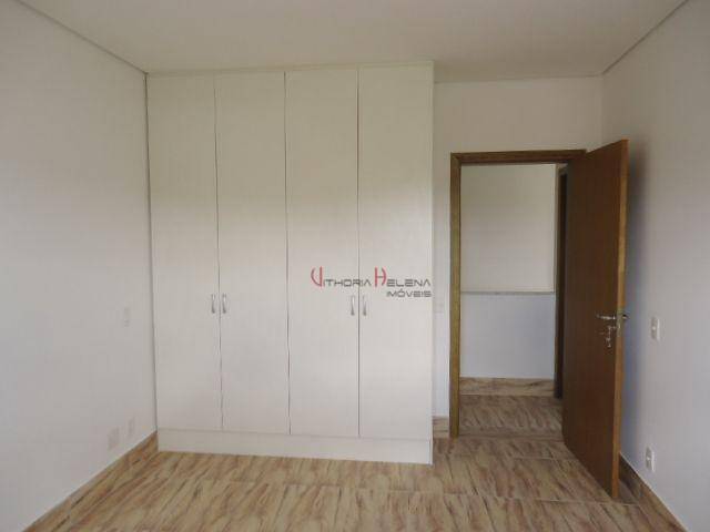 Casa de Condomínio para alugar com 3 quartos, 200m² - Foto 13