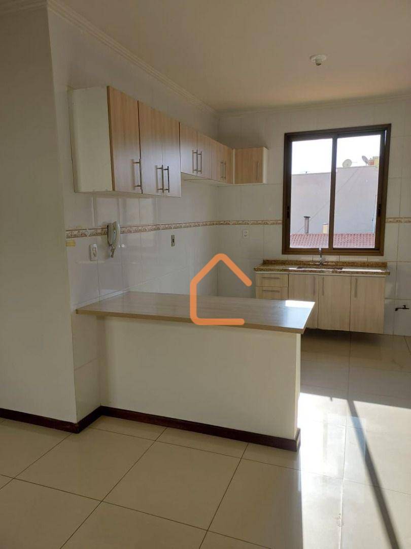 Apartamento à venda com 3 quartos, 95m² - Foto 1