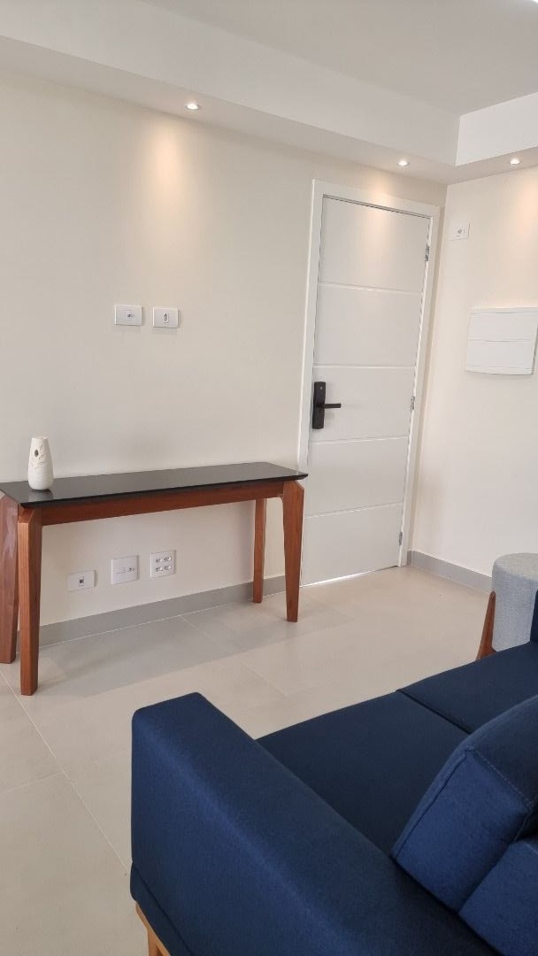 Apartamento à venda com 2 quartos, 75m² - Foto 3