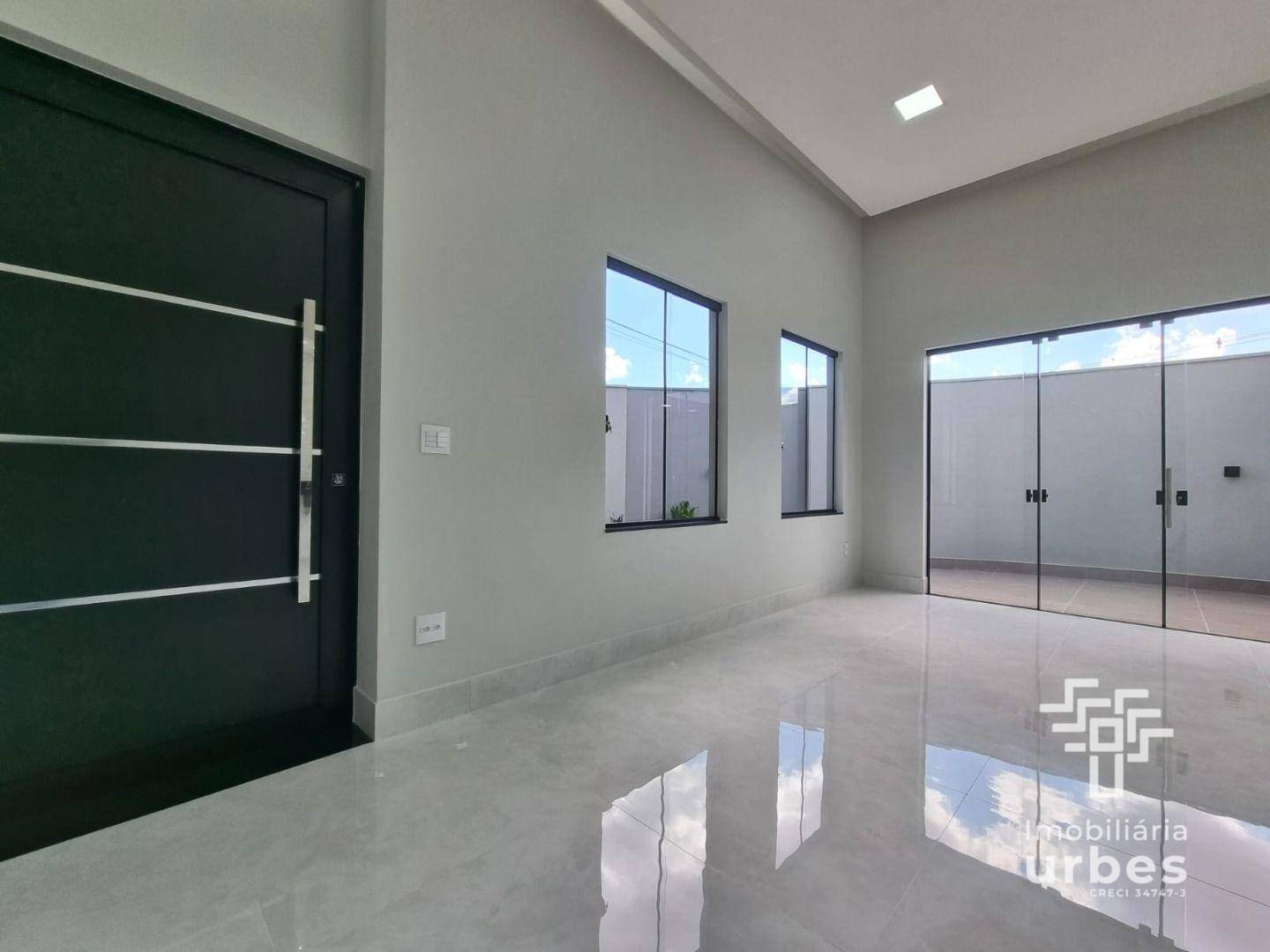 Casa à venda com 3 quartos, 143m² - Foto 1