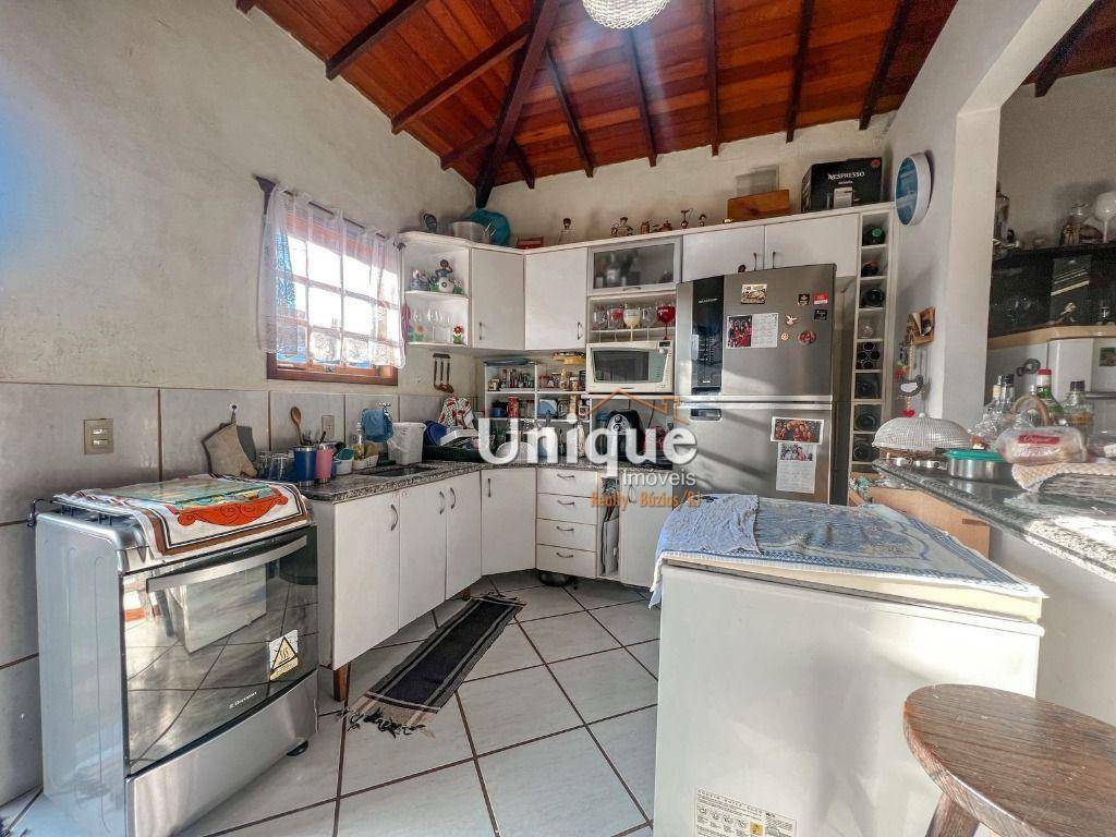 Casa de Condomínio à venda com 3 quartos, 110m² - Foto 5