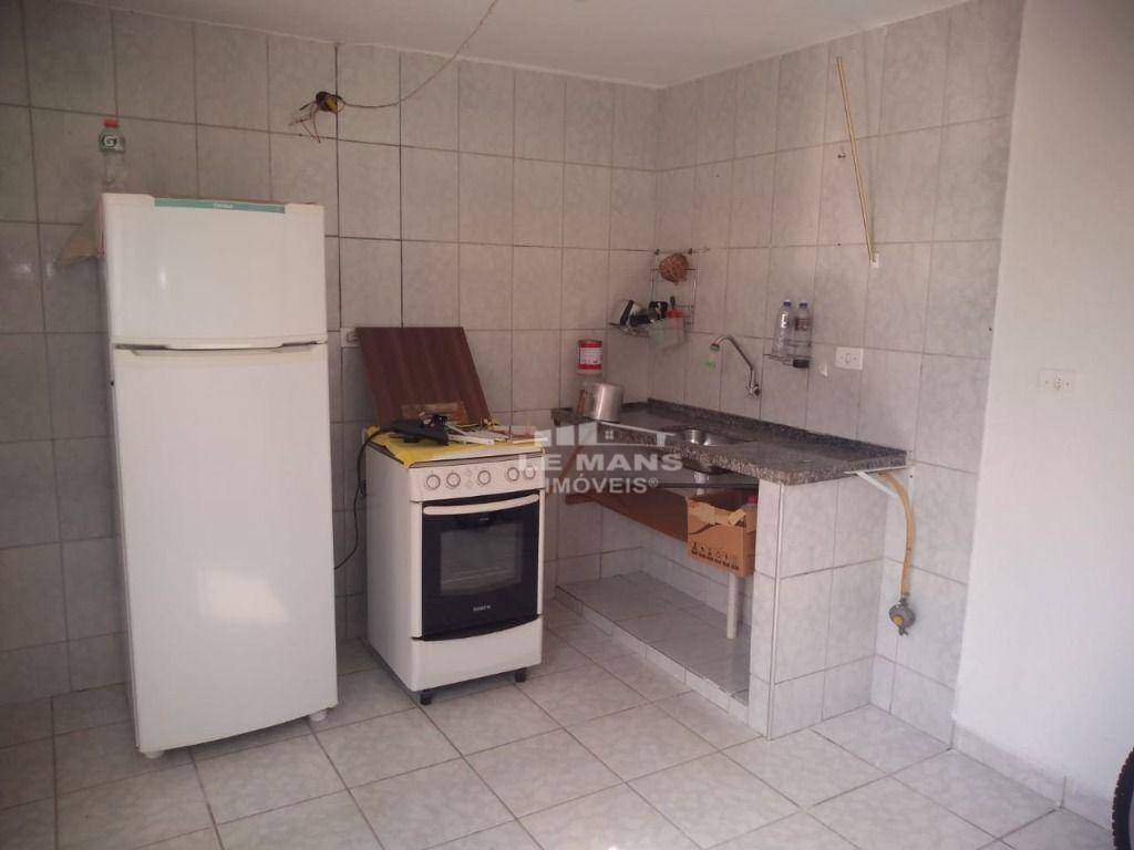 Casa à venda com 4 quartos, 202m² - Foto 18