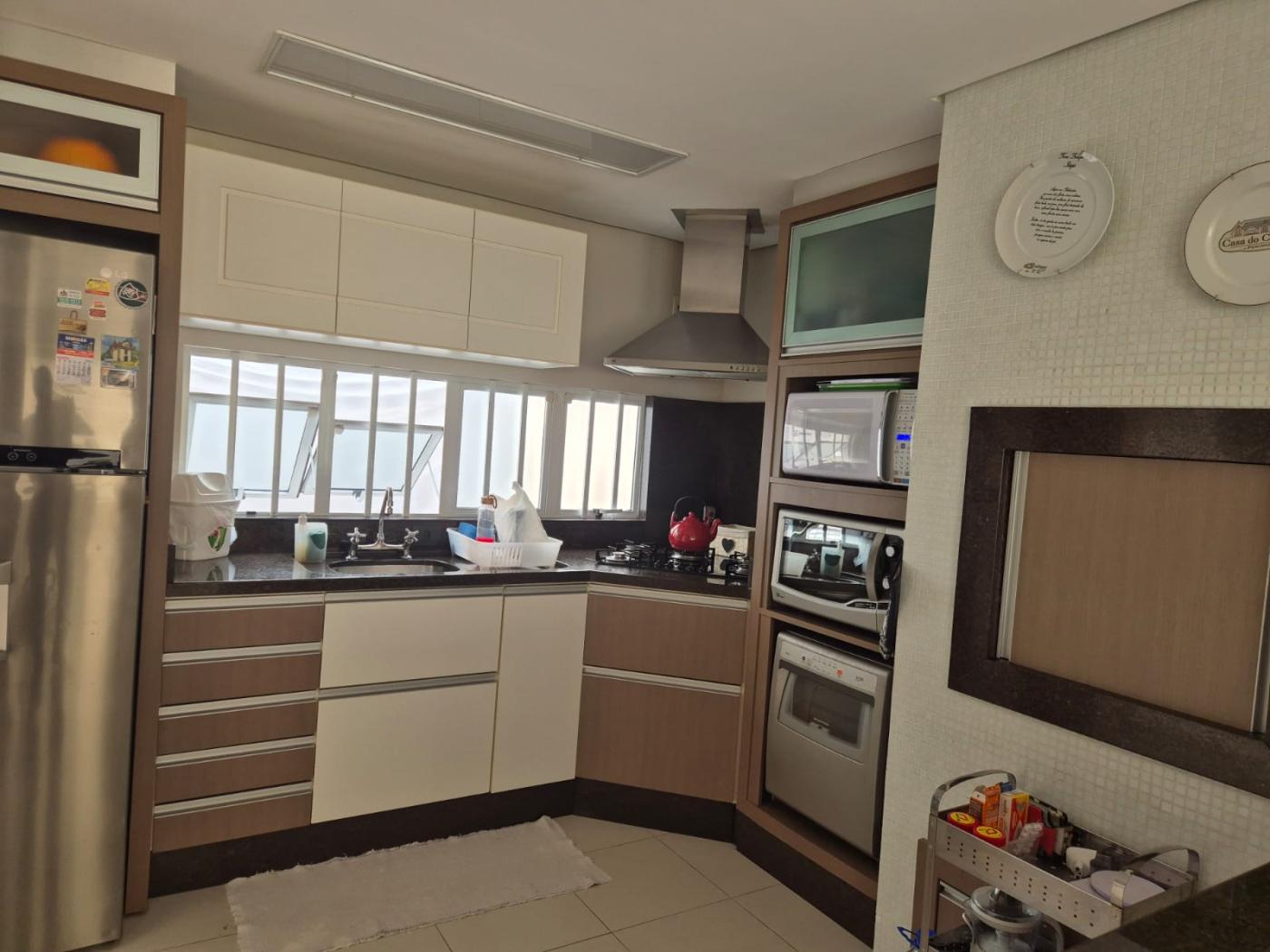 Casa à venda com 3 quartos, 223m² - Foto 7
