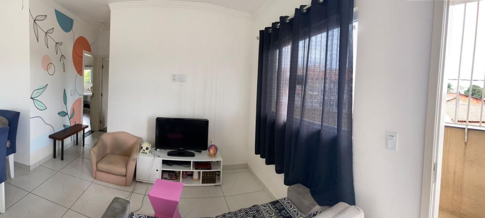 Apartamento à venda com 2 quartos, 70m² - Foto 2