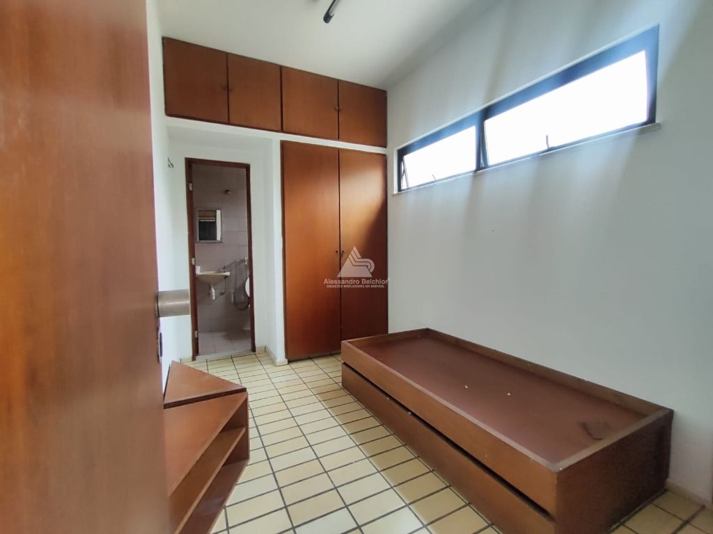 Apartamento à venda com 3 quartos, 276m² - Foto 21