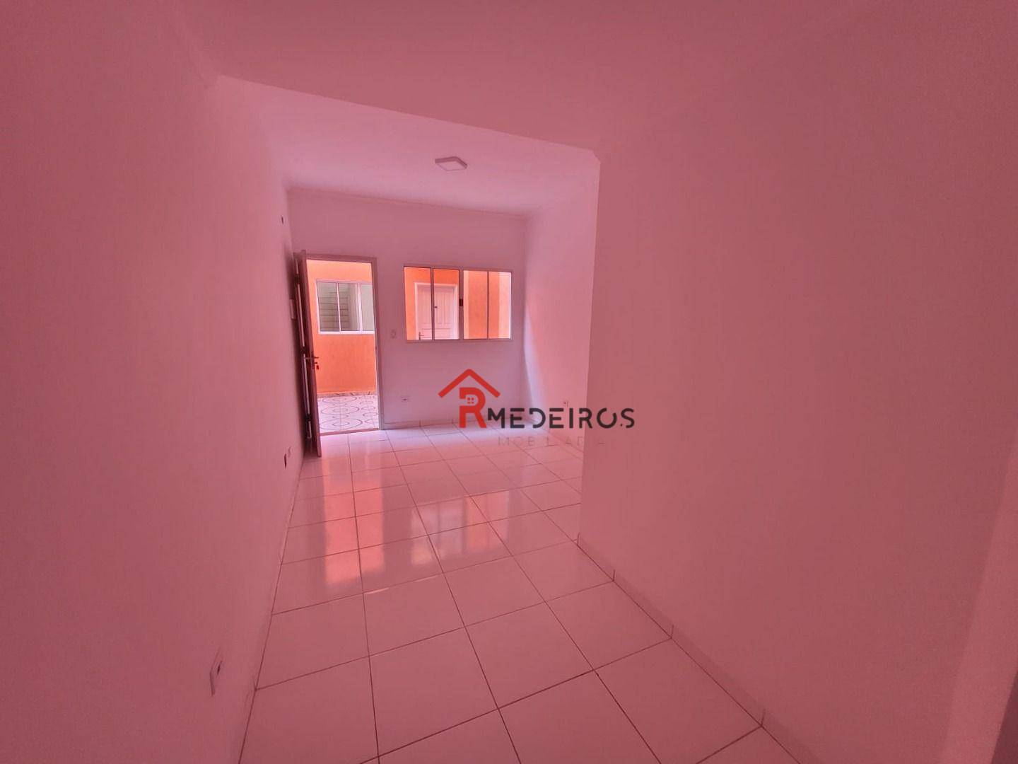 Sobrado à venda com 2 quartos, 60m² - Foto 3