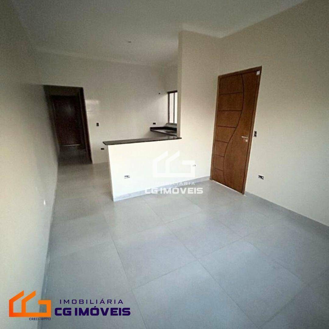 Casa à venda com 2 quartos, 72m² - Foto 2