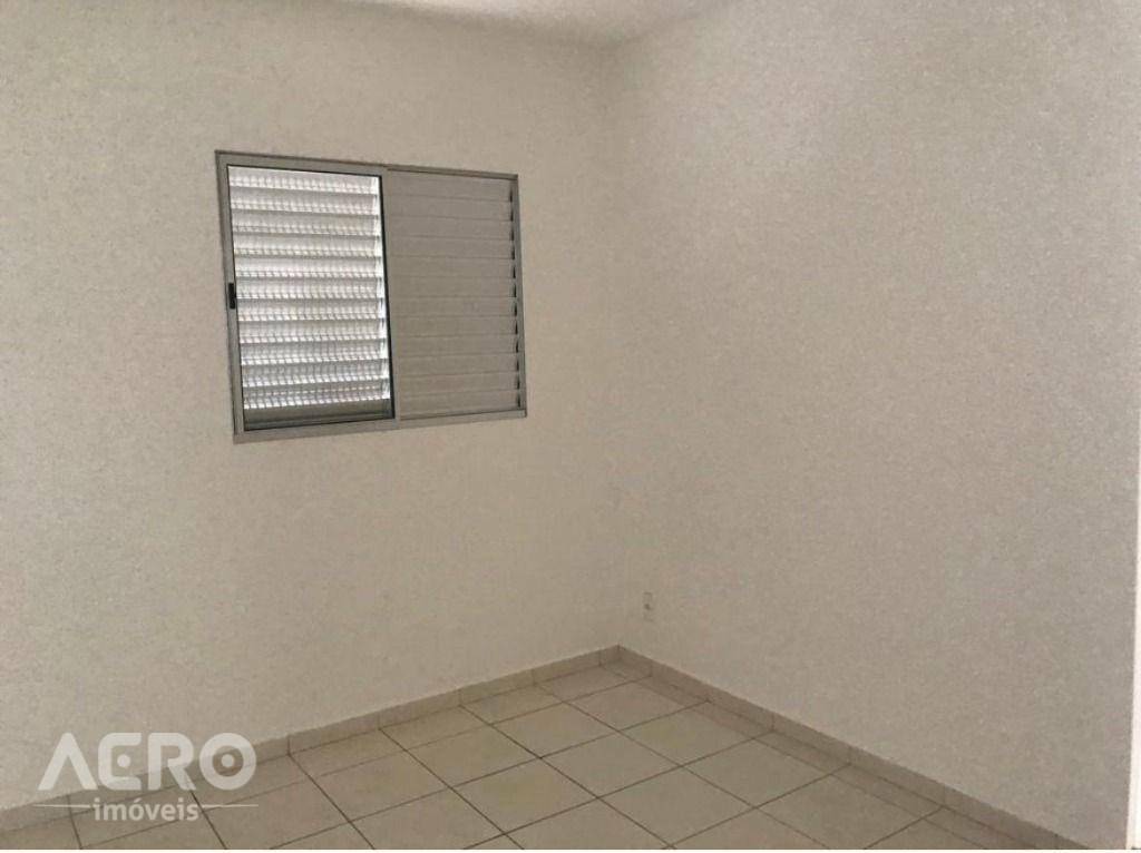 Apartamento à venda com 3 quartos, 77m² - Foto 6