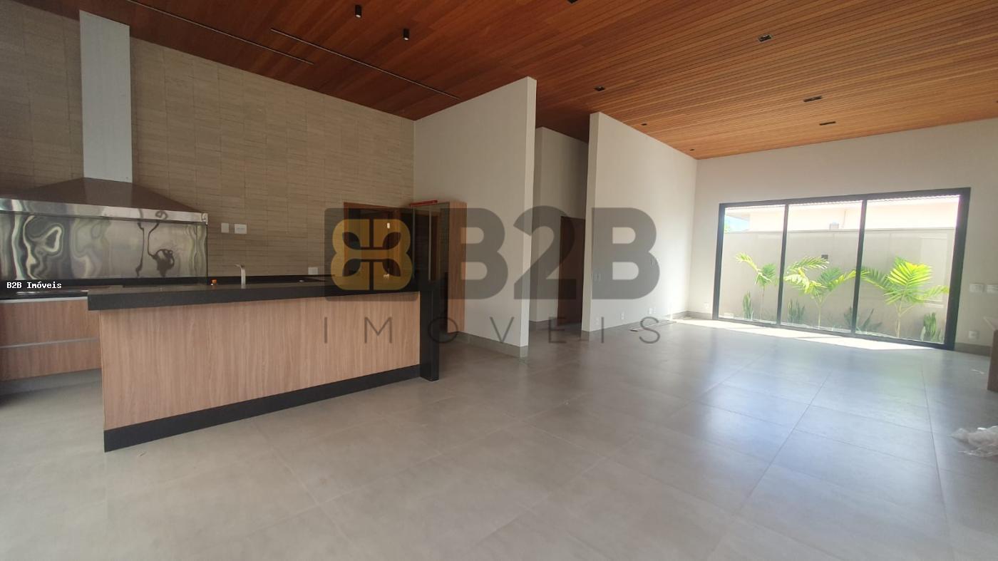 Casa de Condomínio à venda com 3 quartos, 290m² - Foto 3