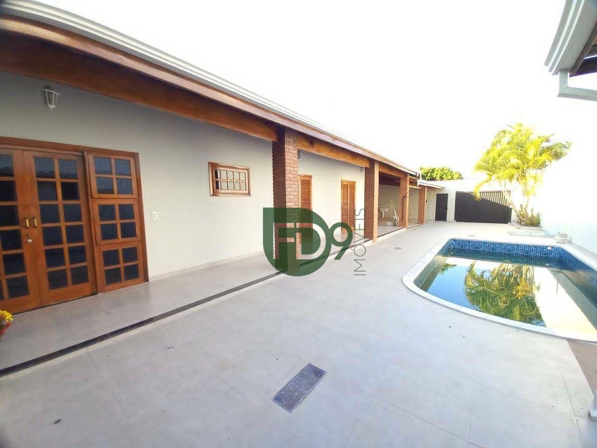 Casa à venda com 2 quartos, 171m² - Foto 1