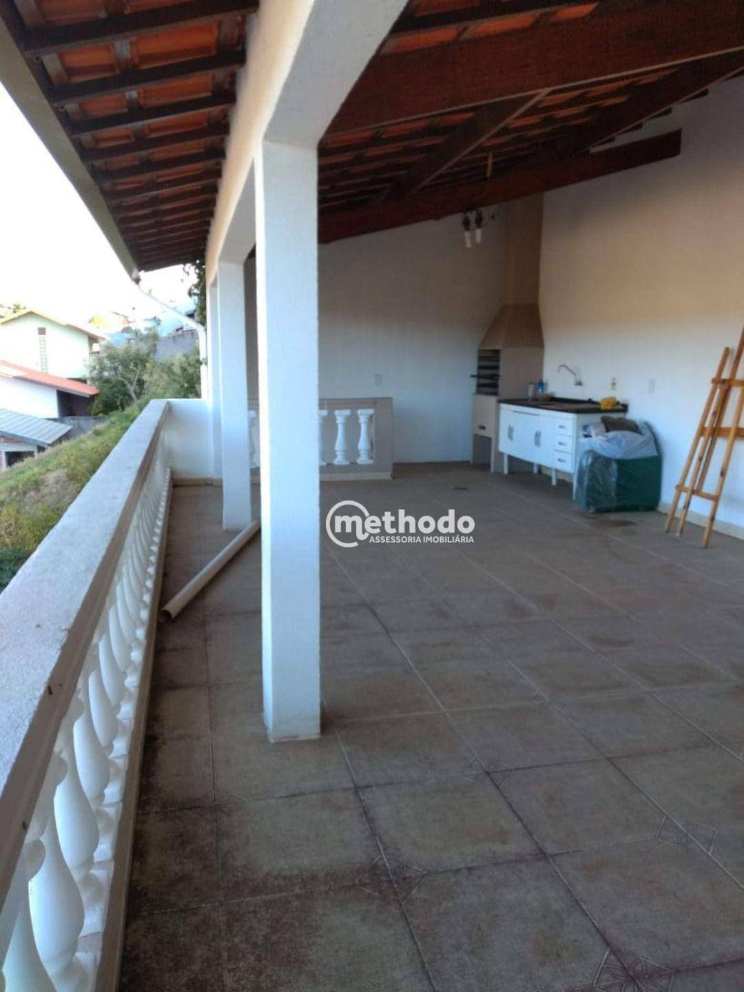 Casa à venda com 2 quartos, 300m² - Foto 15