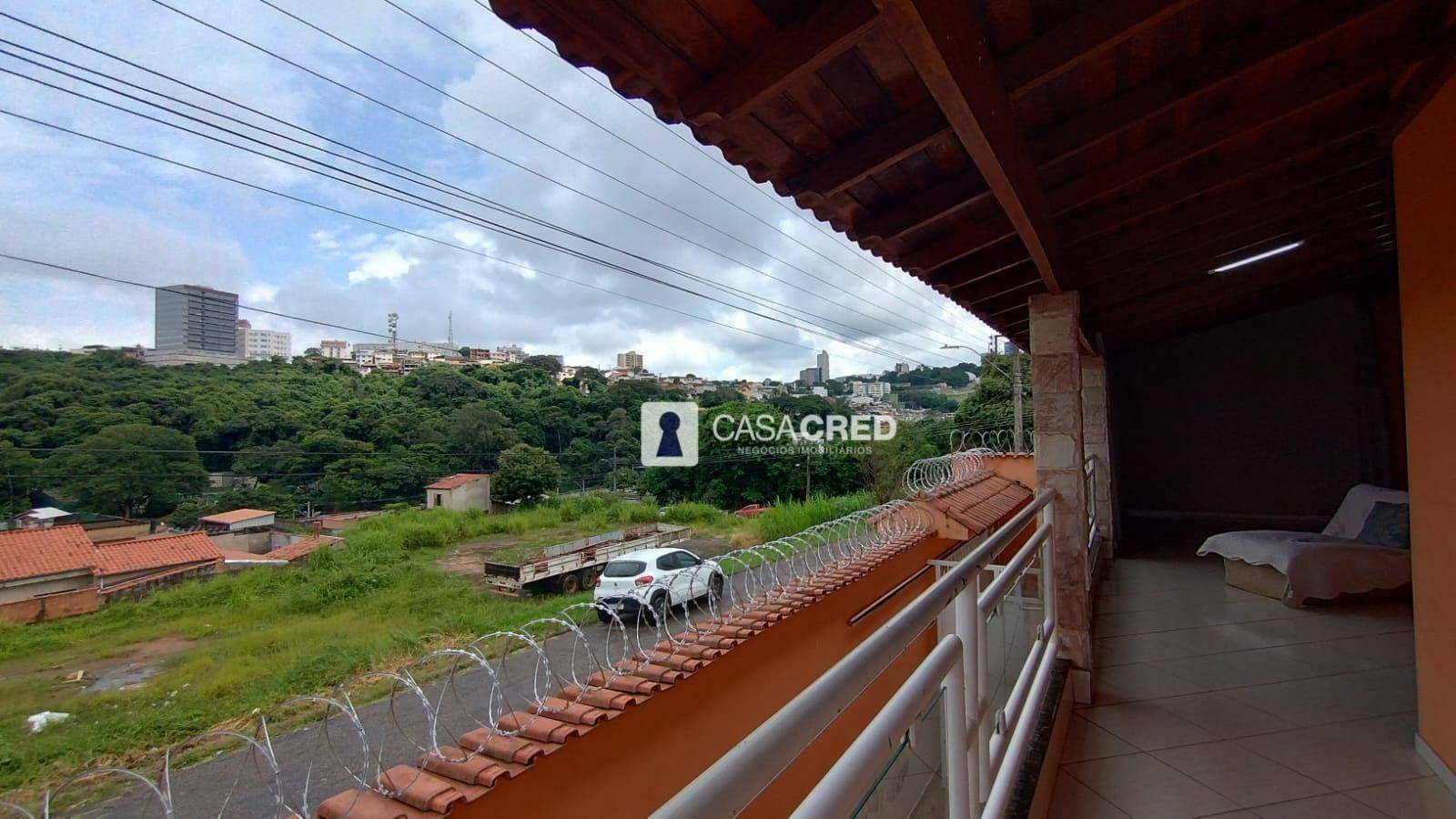 Casa à venda e aluguel com 5 quartos, 260m² - Foto 14