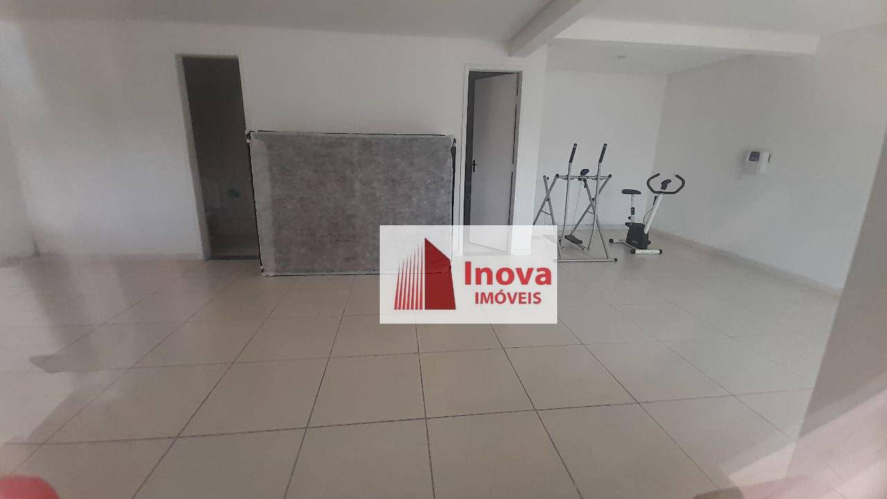 Apartamento para alugar com 2 quartos, 70m² - Foto 23