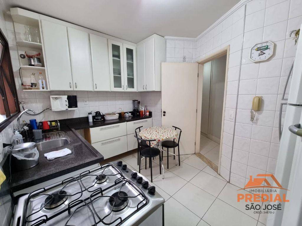 Apartamento à venda com 2 quartos, 105m² - Foto 7