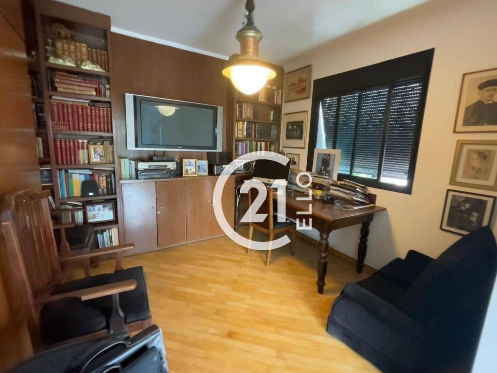 Apartamento à venda com 3 quartos, 192m² - Foto 27