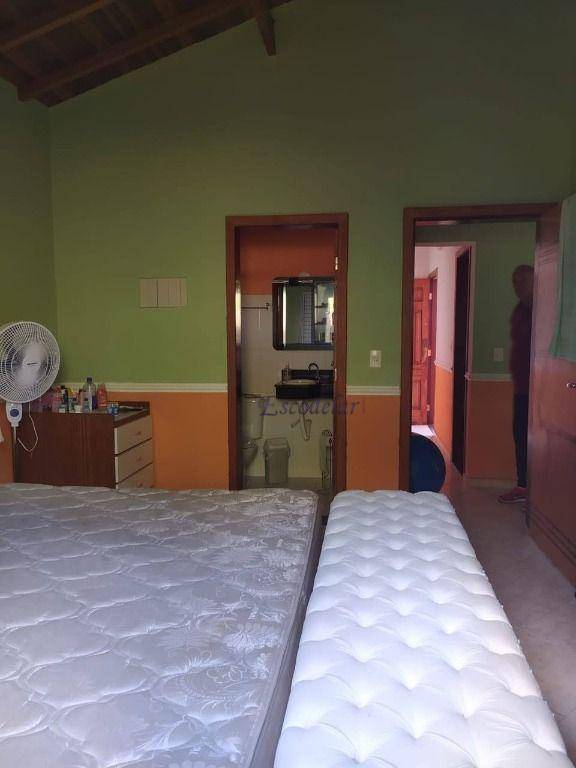 Chácara à venda com 4 quartos, 250m² - Foto 11