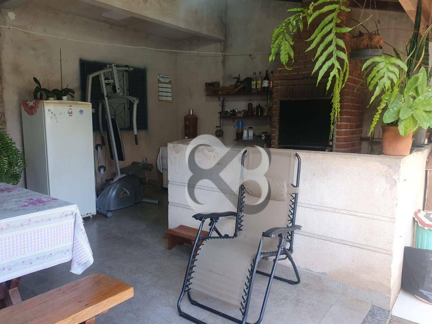 Casa à venda com 3 quartos, 150m² - Foto 8