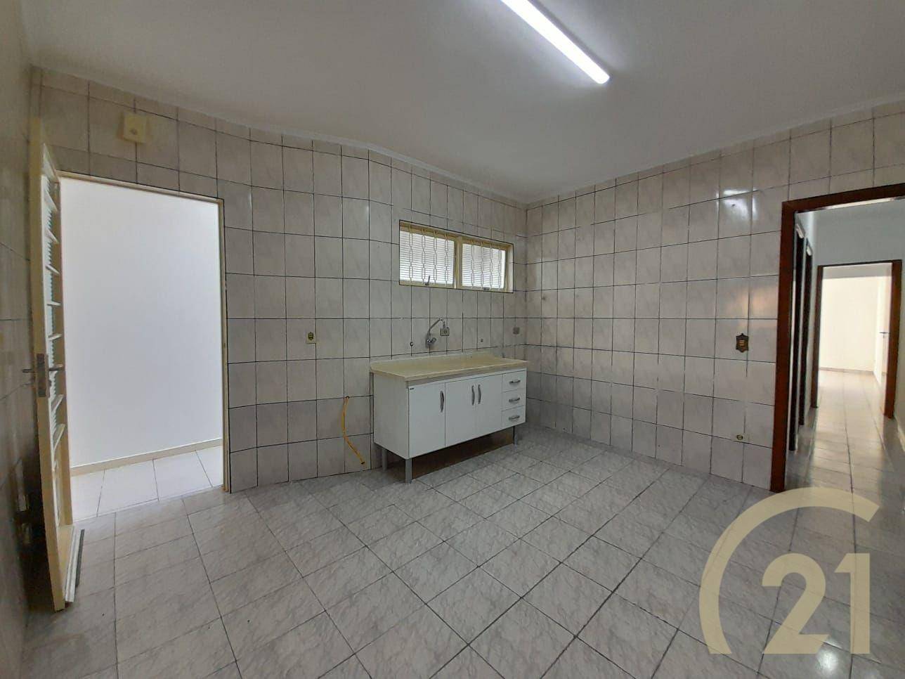 Casa à venda com 2 quartos, 100m² - Foto 8