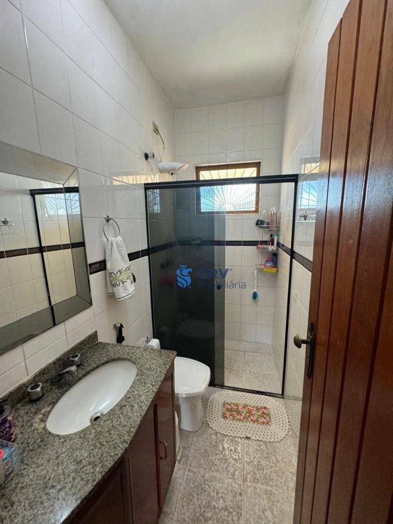 Casa à venda com 3 quartos, 342m² - Foto 28