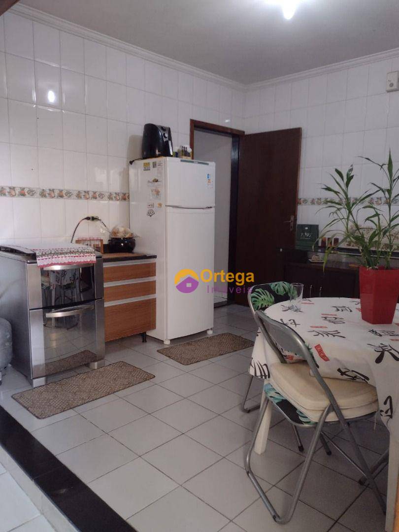 Casa à venda com 3 quartos, 150m² - Foto 20