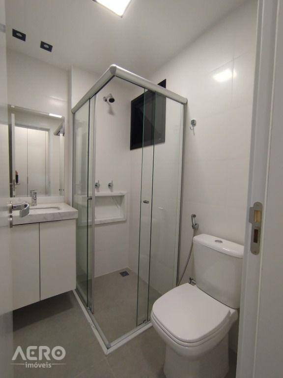 Apartamento para alugar com 3 quartos, 78m² - Foto 8