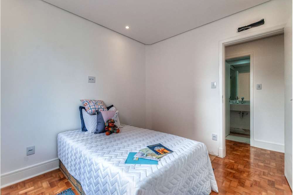 Apartamento à venda com 2 quartos, 71m² - Foto 17