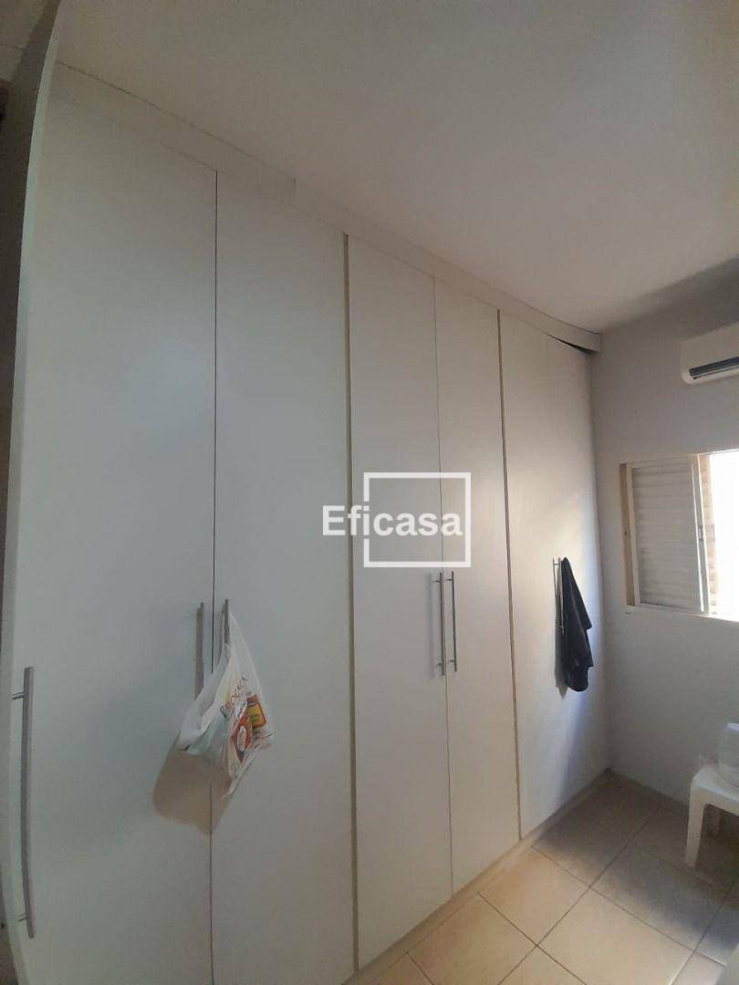 Casa à venda com 3 quartos, 330m² - Foto 9